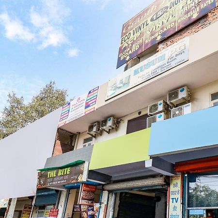 Hotel O Rs Hotels Near Pitampura Metro เดลี ภายนอก รูปภาพ